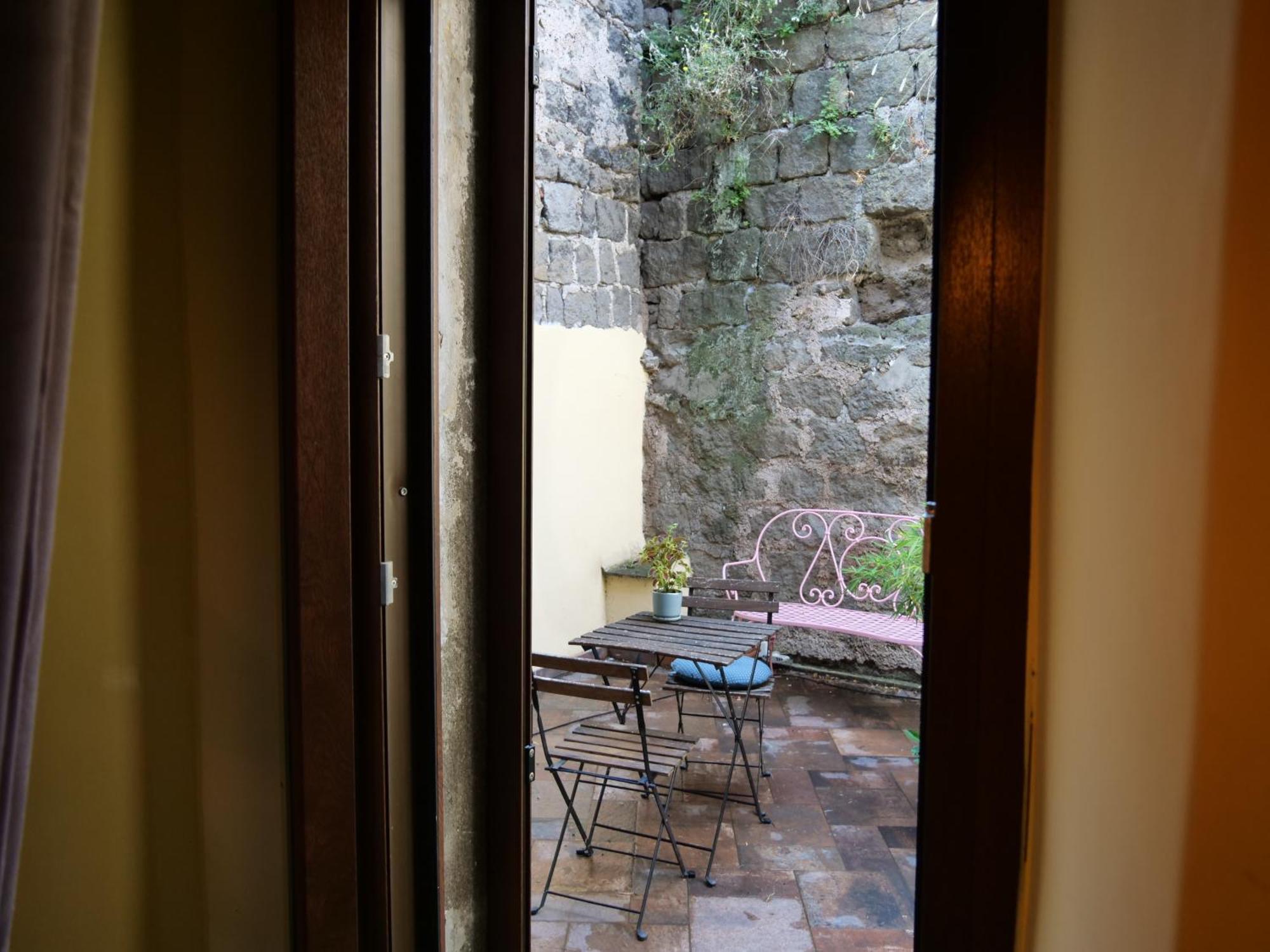 Al Cardinale Bed and Breakfast Viterbo Exteriör bild
